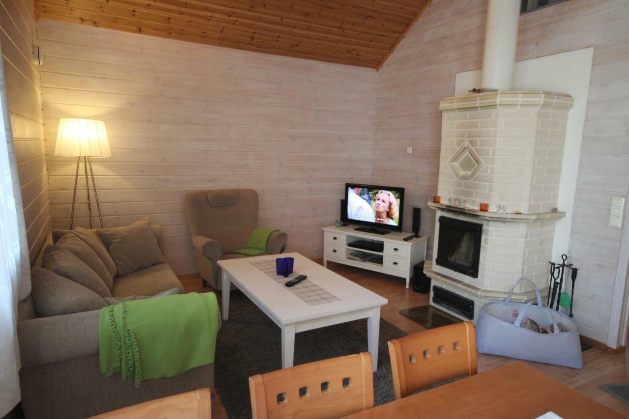 Villa Lotta Virttaa Ngoại thất bức ảnh